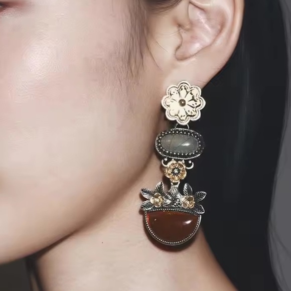 Zara flover Red and Gold Statement Earrings - Picture 6 of 6